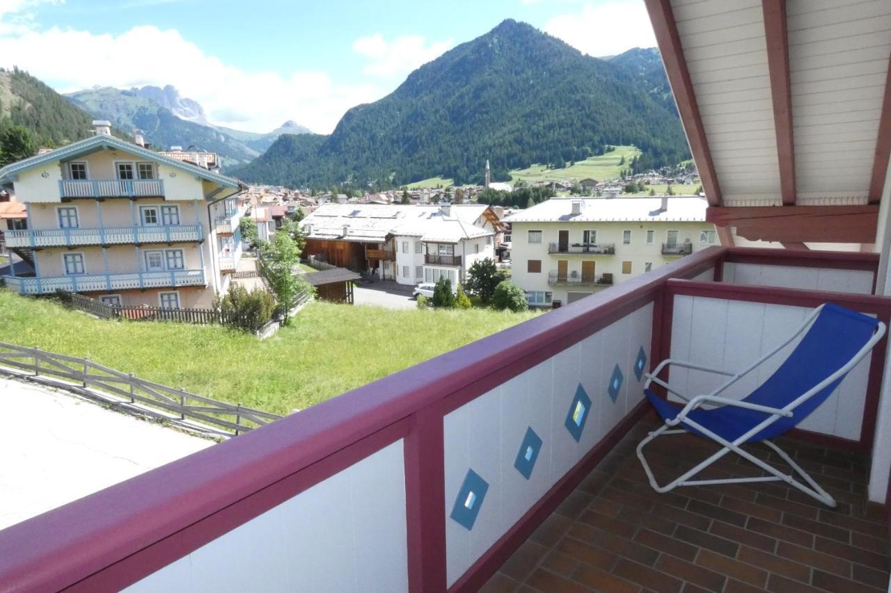 Appartement Casa Azzurra à Pozza di Fassa Extérieur photo