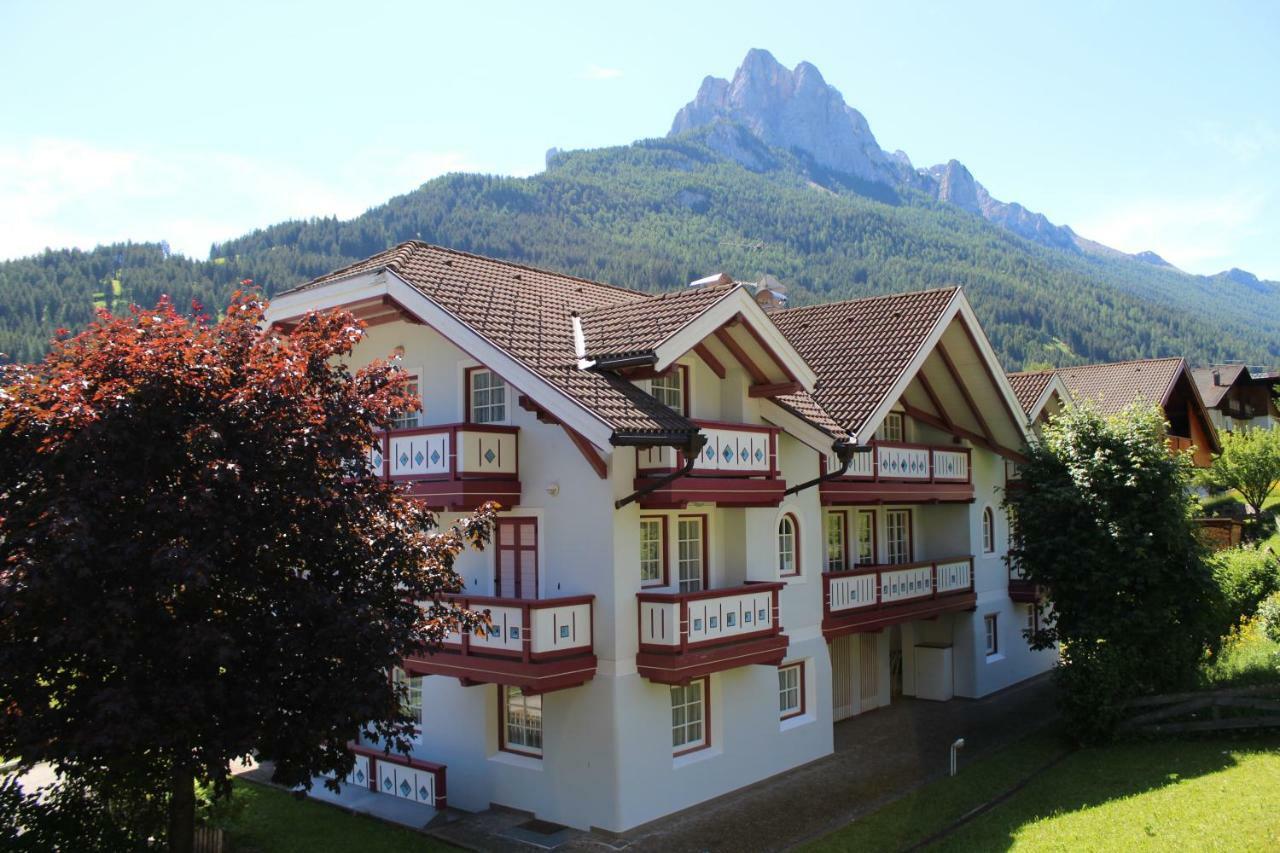 Appartement Casa Azzurra à Pozza di Fassa Extérieur photo